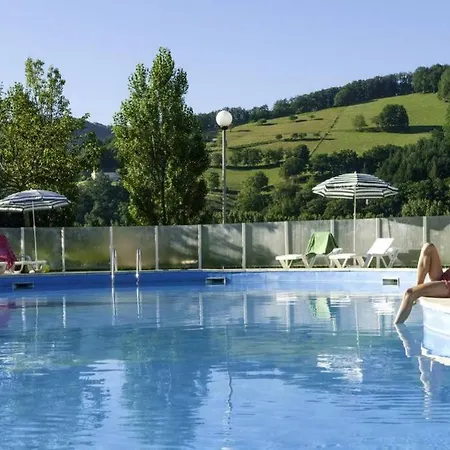 Appart T2 Village Vacance 3 Etoiles St Geniez D'Olt 2 Piscines Chauffees Pierrefiche  Exterior photo